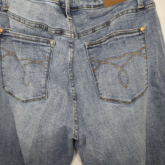Judy Blue Boyfriend Distressed size 20W - Picture 8 of 9